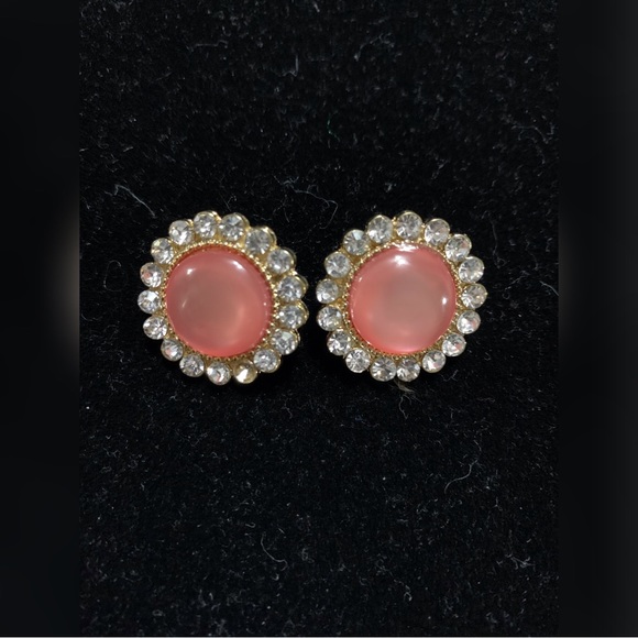 🌼Button post earrings - Picture 1 of 3